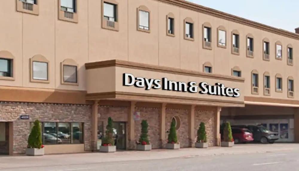 Days Inn & Suites By Wyndham Sault Ste. Marie On Ngoại thất bức ảnh