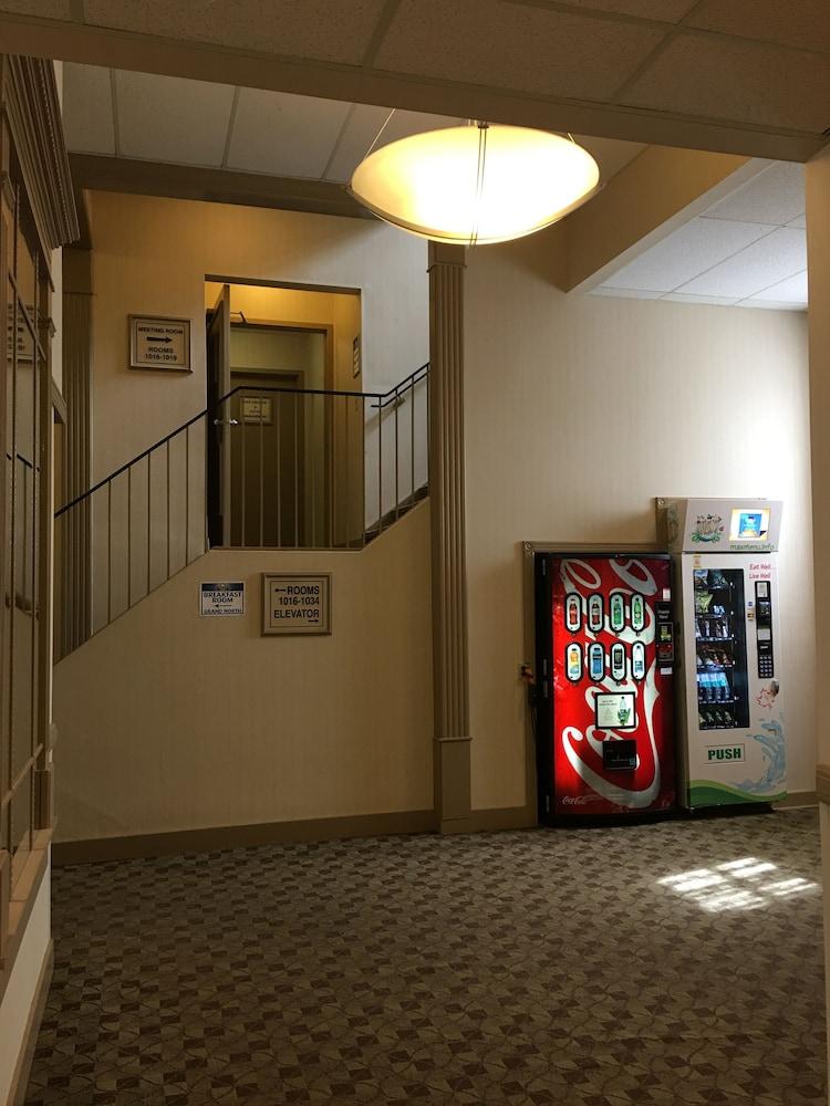 Days Inn & Suites By Wyndham Sault Ste. Marie On Ngoại thất bức ảnh