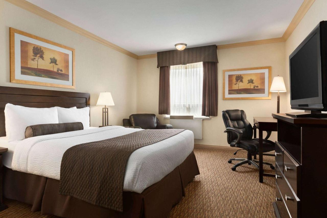 Days Inn & Suites By Wyndham Sault Ste. Marie On Ngoại thất bức ảnh