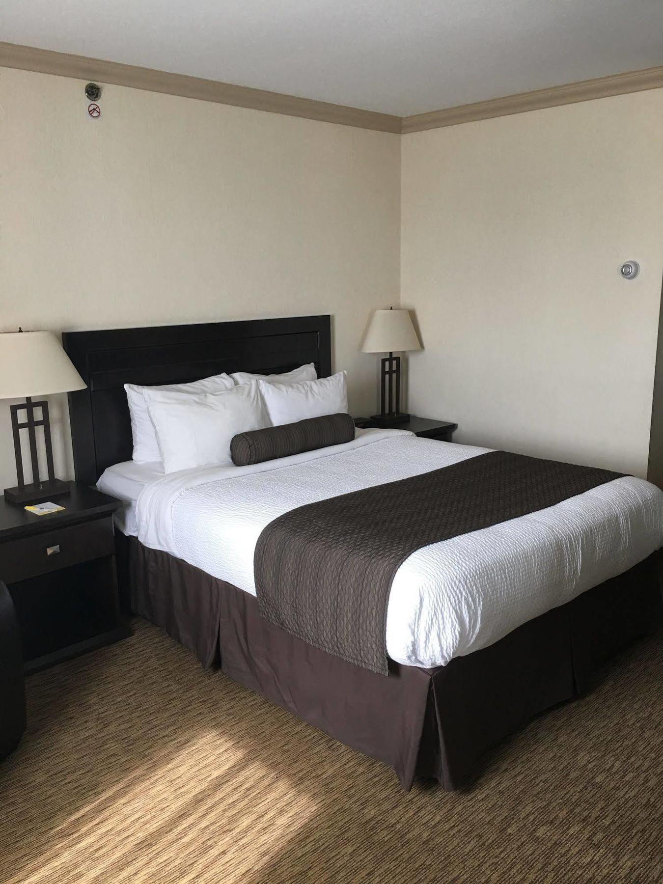 Days Inn & Suites By Wyndham Sault Ste. Marie On Ngoại thất bức ảnh